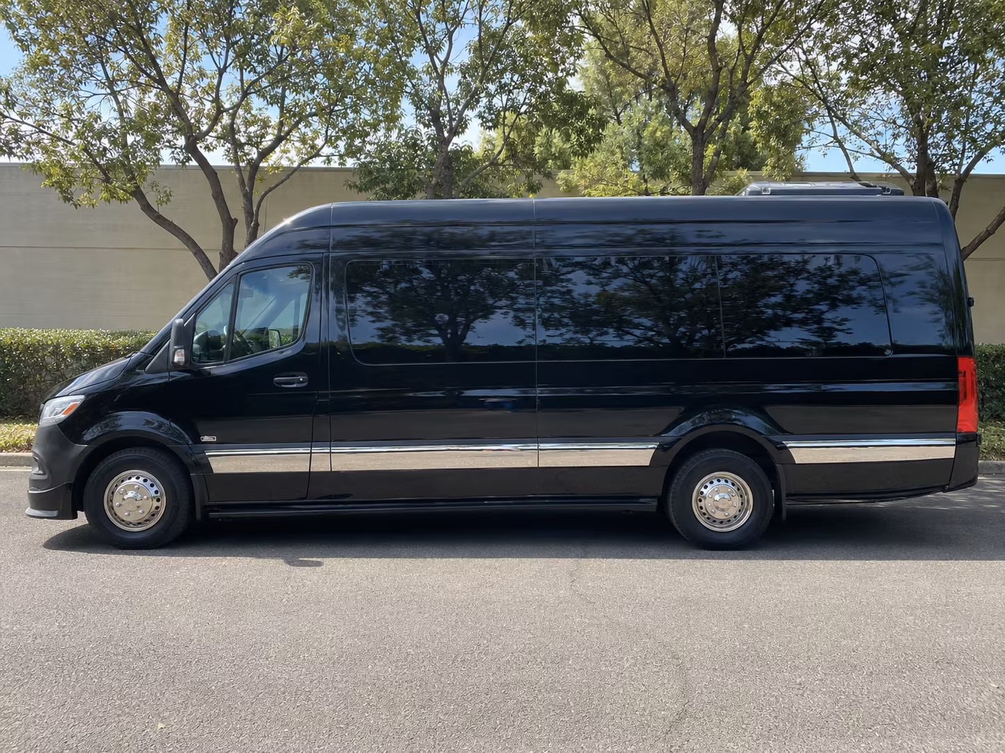Dearborn Airport Shuttles & Transportation