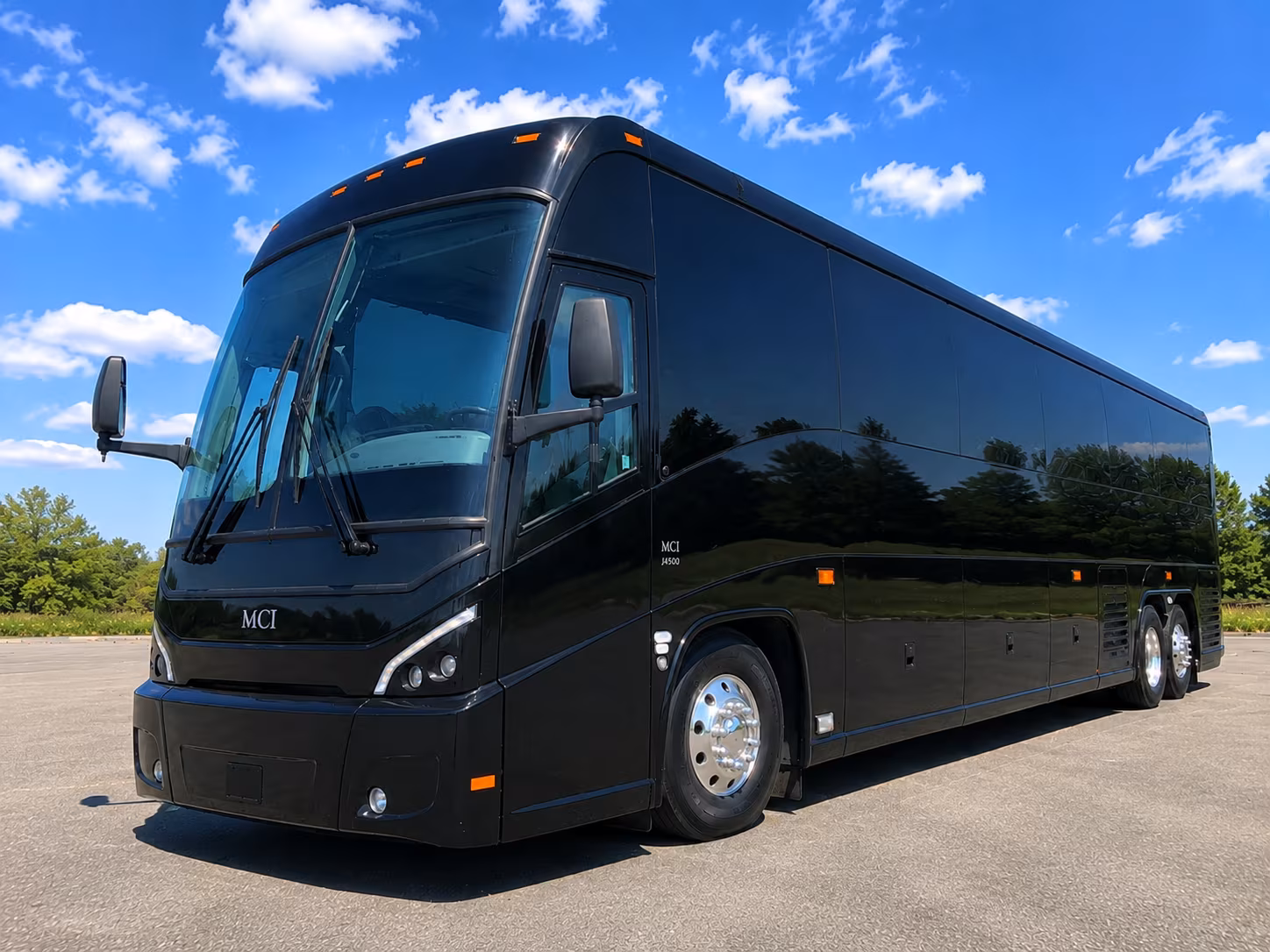 Detroit Airport Shuttle & Transportation party bus exterior