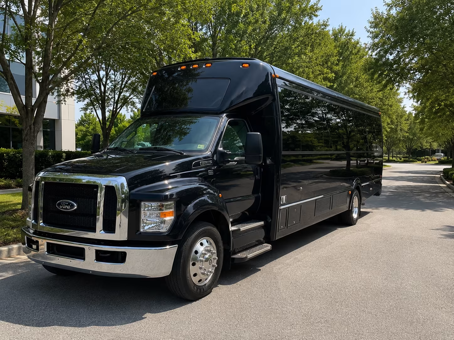 Detroit Birthday, Sweet 16, & Quinceañera Transportation party bus exterior
