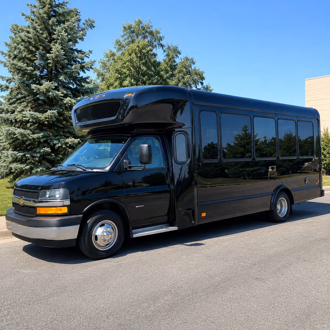 Detroit Birthday, Sweet 16, & Quinceañera Transportation onboard seating