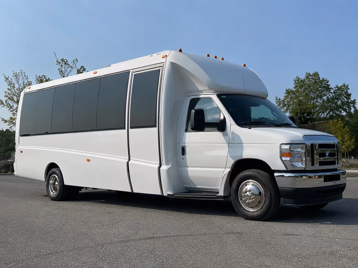 Detroit Prom & Homecoming Transportation party bus exterior