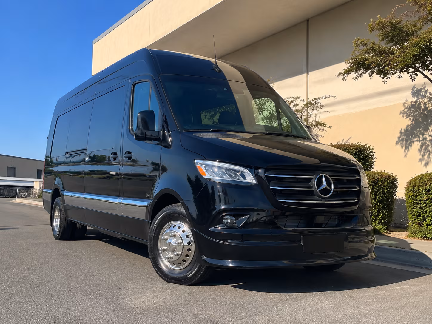 Livonia Wedding Transportation & Shuttle Service